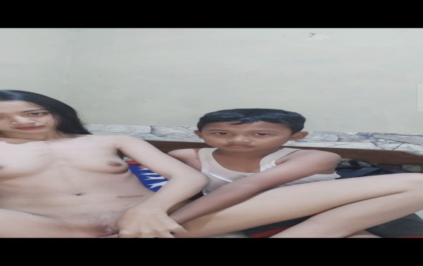 Andini ngajarin adek nikmat dunia vol. 1